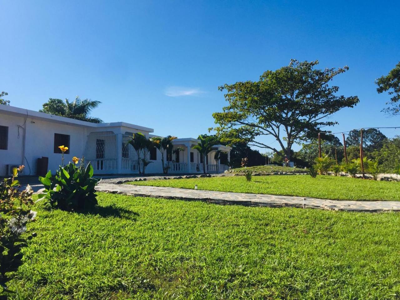 Colina Buena Vista A4 Apartment Jarabacoa Bagian luar foto